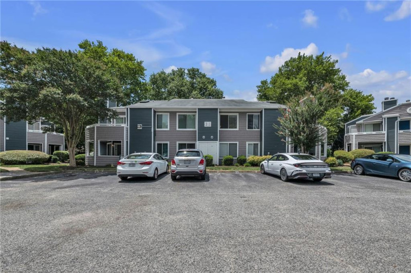 Photo 44 of 48 residential for sale in Newport News virginia