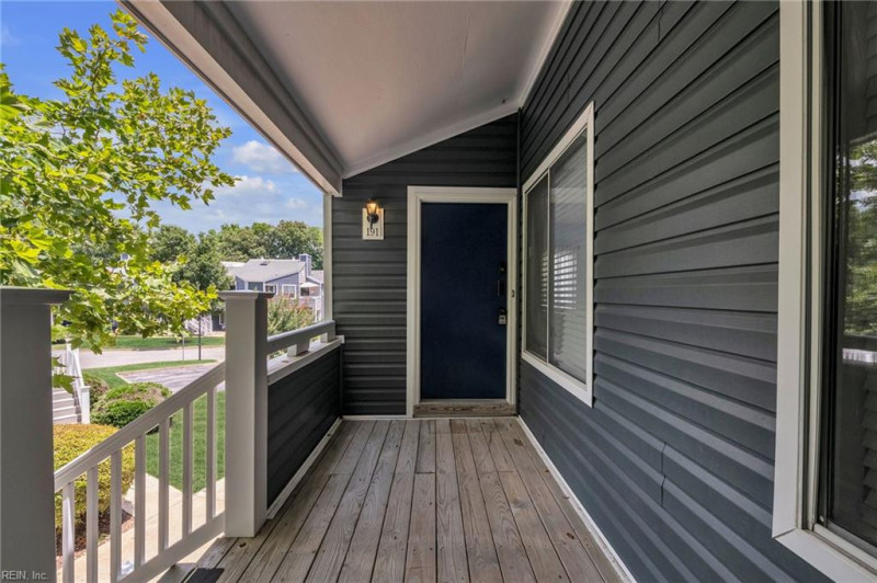 Photo 5 of 48 residential for sale in Newport News virginia