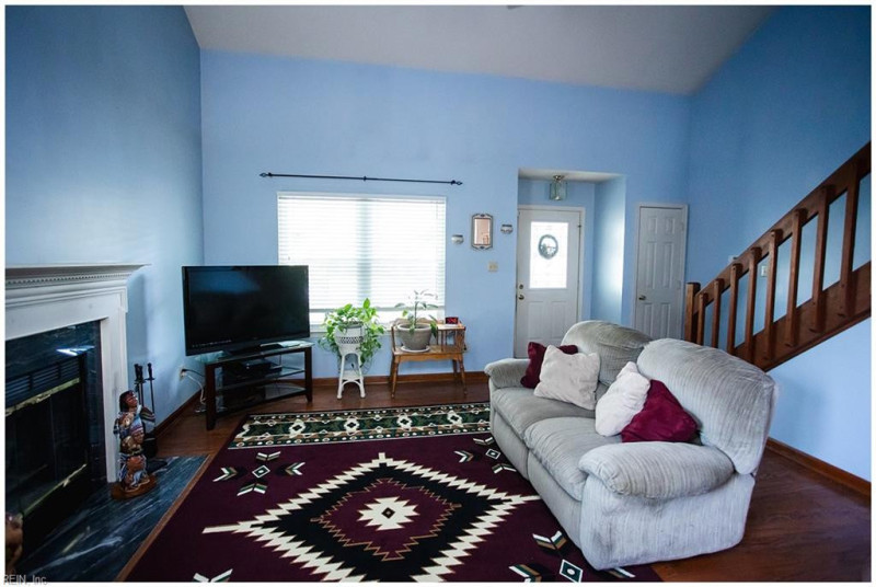 Photo 13 of 39 residential for sale in Virginia Beach virginia