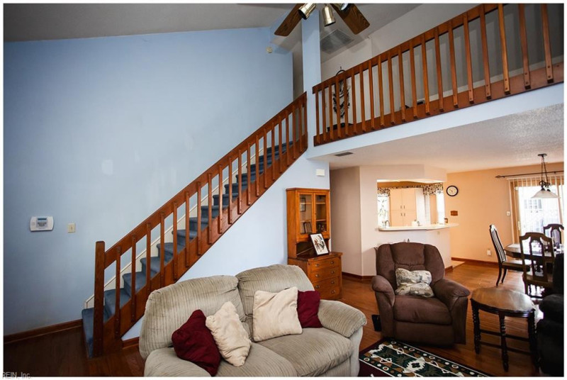Photo 15 of 39 residential for sale in Virginia Beach virginia