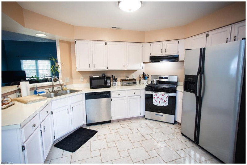 Photo 20 of 39 residential for sale in Virginia Beach virginia