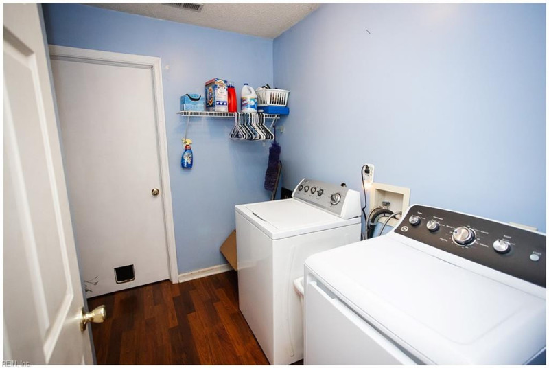 Photo 24 of 39 residential for sale in Virginia Beach virginia