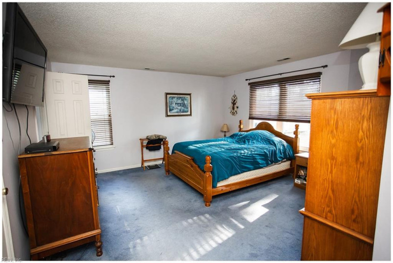 Photo 26 of 39 residential for sale in Virginia Beach virginia