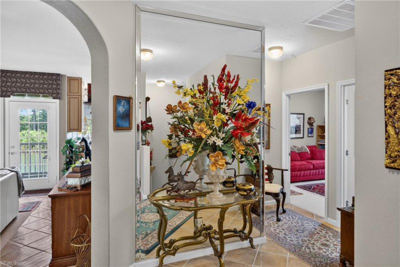 Photo 4 of 44 residential for sale in Virginia Beach virginia