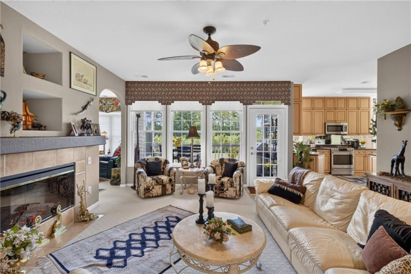 Photo 8 of 44 residential for sale in Virginia Beach virginia
