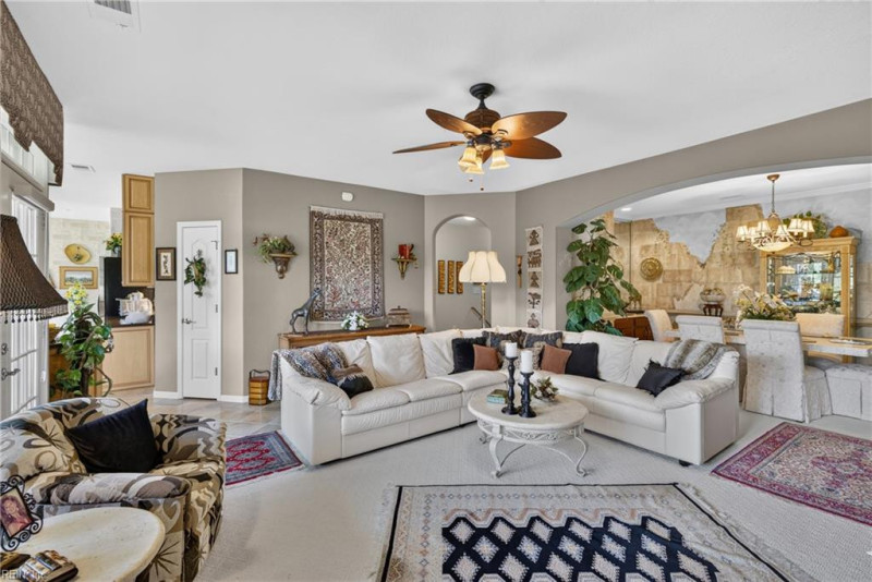 Photo 9 of 44 residential for sale in Virginia Beach virginia