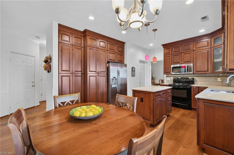Photo 13 of 46 residential for sale in Chesapeake virginia Photo 13 of 46 residential for sale in Chesapeake virginia