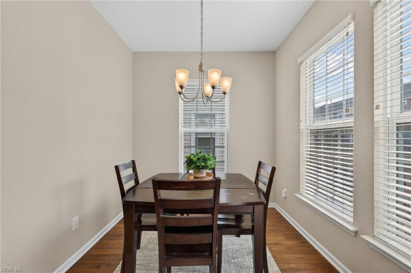 Photo 12 of 43 residential for sale in Virginia Beach virginia