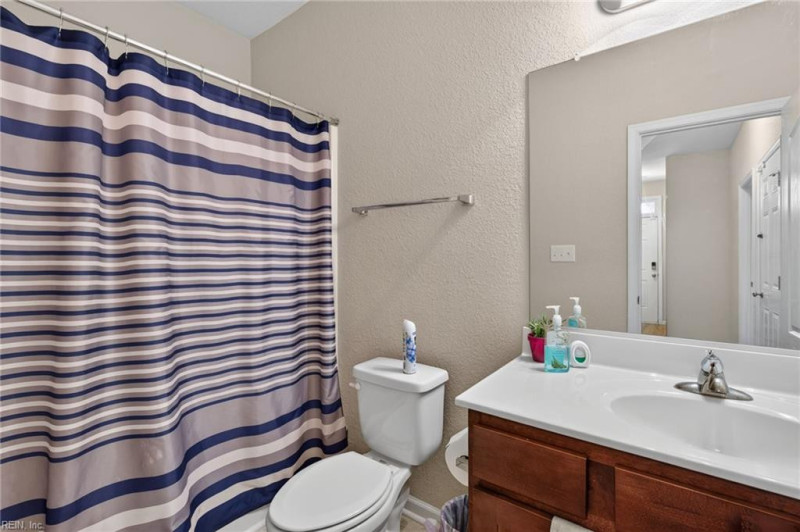 Photo 15 of 43 residential for sale in Virginia Beach virginia