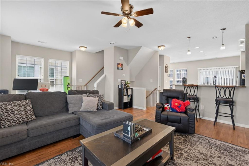 Photo 6 of 43 residential for sale in Virginia Beach virginia