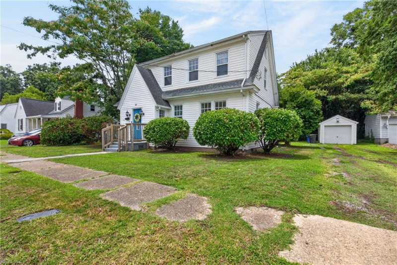 Photo 2 of 44 residential for sale in Portsmouth virginia