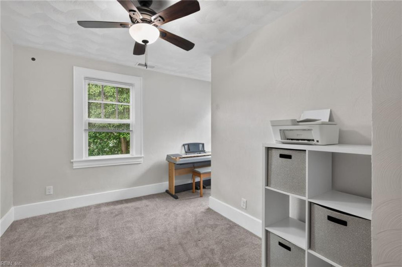 Photo 29 of 44 residential for sale in Portsmouth virginia