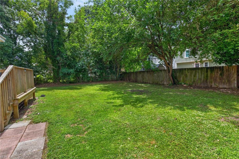 Photo 36 of 44 residential for sale in Portsmouth virginia