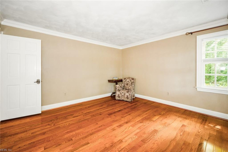 Photo 27 of 50 residential for sale in Chesapeake virginia
