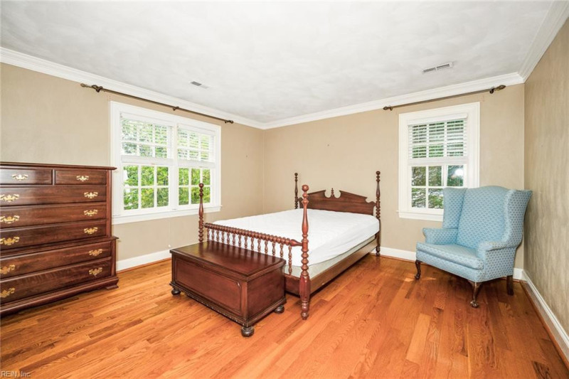 Photo 28 of 50 residential for sale in Chesapeake virginia