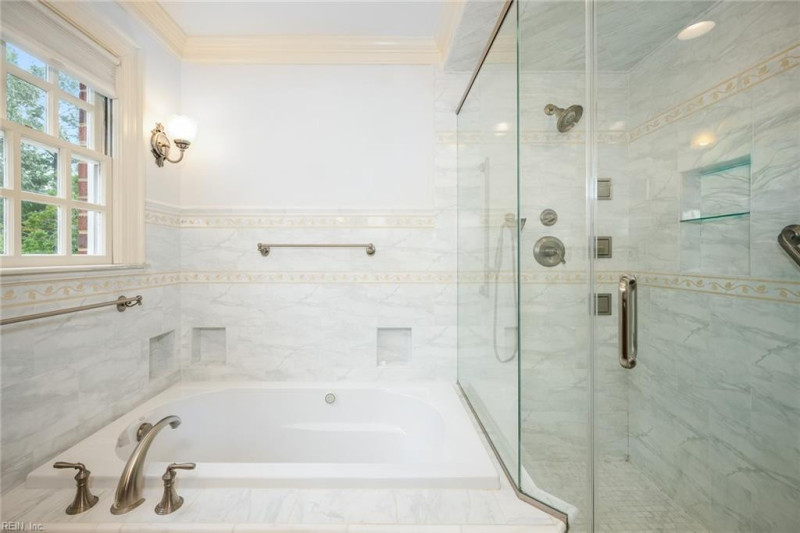 Photo 33 of 50 residential for sale in Chesapeake virginia