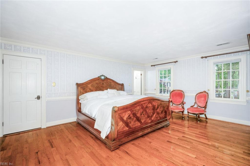 Photo 37 of 50 residential for sale in Chesapeake virginia