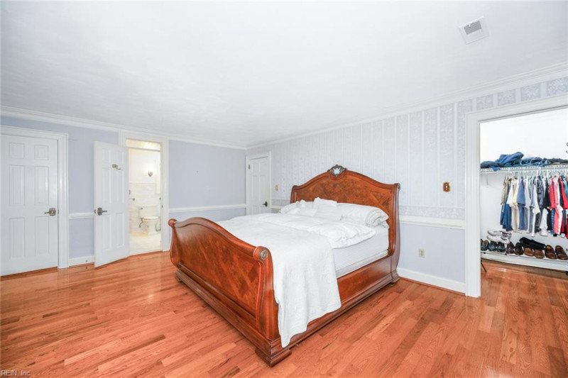 Photo 38 of 50 residential for sale in Chesapeake virginia