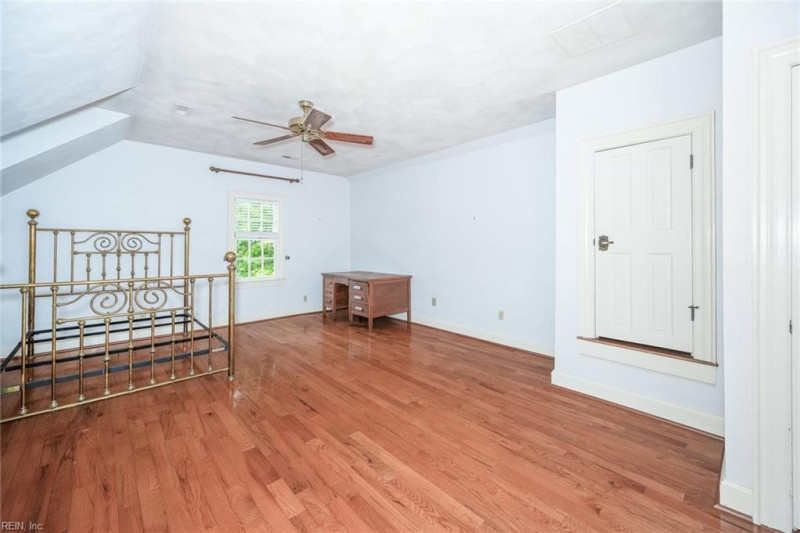 Photo 39 of 50 residential for sale in Chesapeake virginia