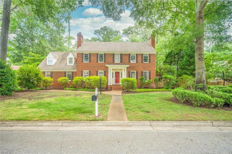 Photo 6 of 50 residential for sale in Chesapeake virginia