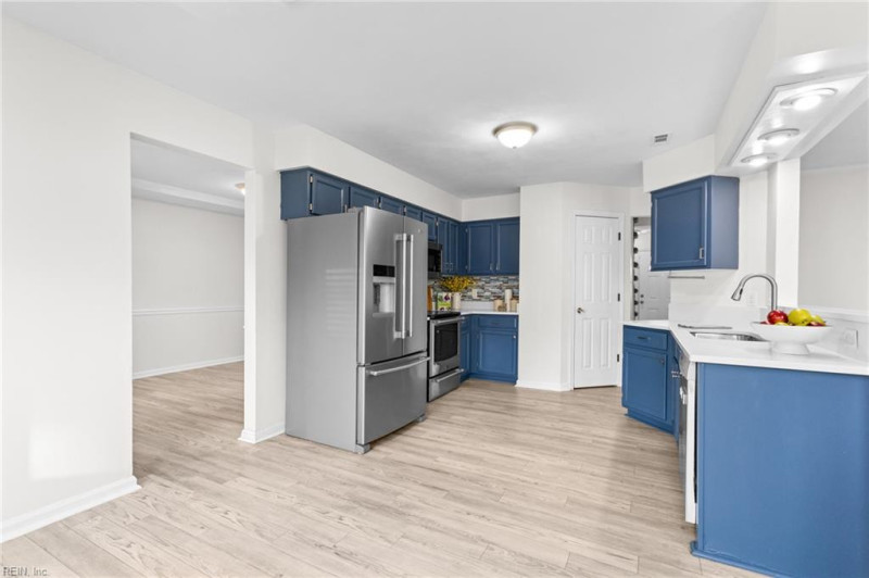 Photo 15 of 42 residential for sale in Virginia Beach virginia