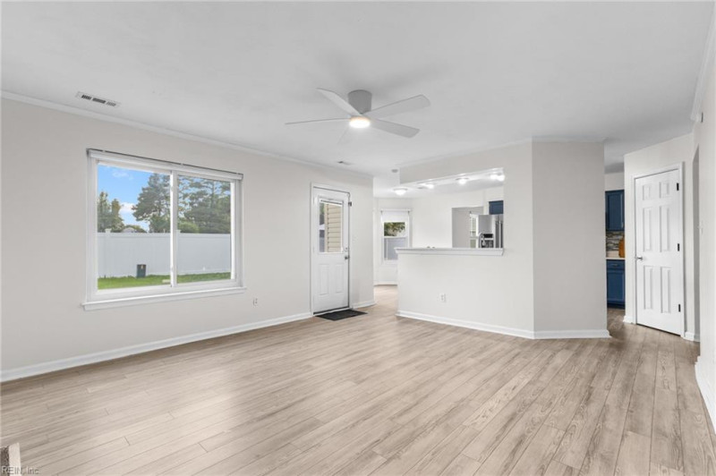 Photo 18 of 42 residential for sale in Virginia Beach virginia