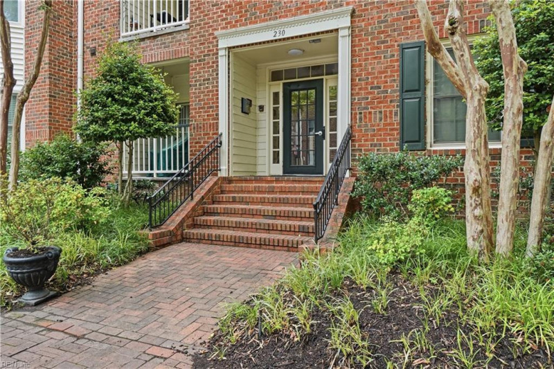 Photo 17 of 18 residential for sale in Norfolk virginia