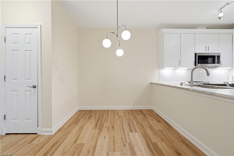 Photo 4 of 18 residential for sale in Norfolk virginia