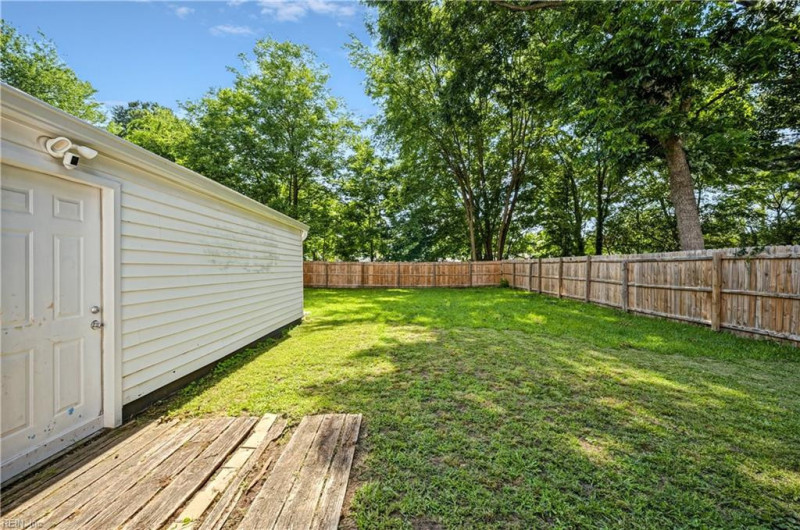 Photo 21 of 41 residential for sale in Portsmouth virginia