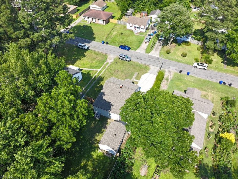Photo 31 of 41 residential for sale in Portsmouth virginia