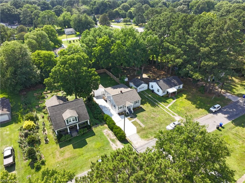 Photo 37 of 41 residential for sale in Portsmouth virginia