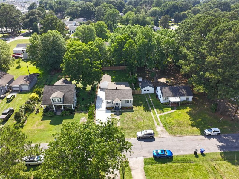 Photo 38 of 41 residential for sale in Portsmouth virginia