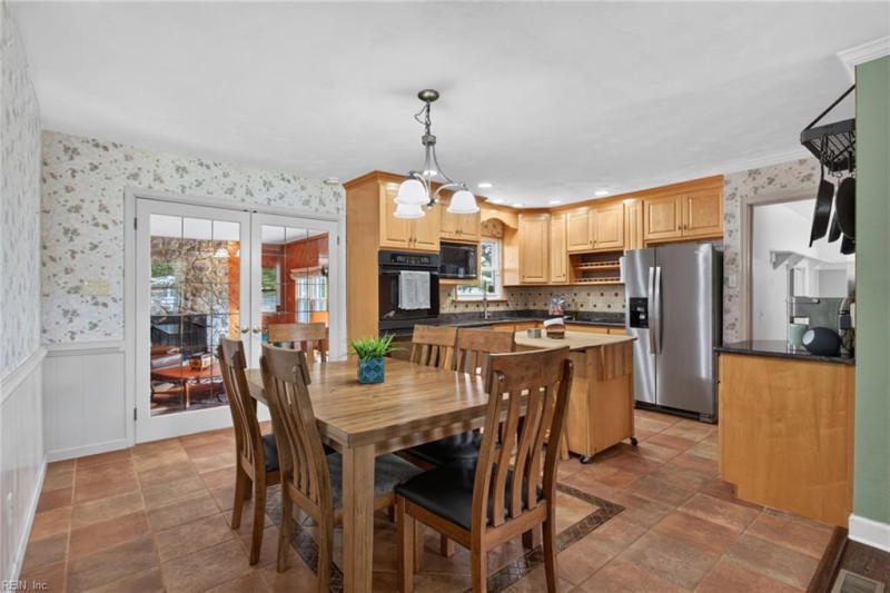 Photo 18 of 47 residential for sale in Virginia Beach virginia