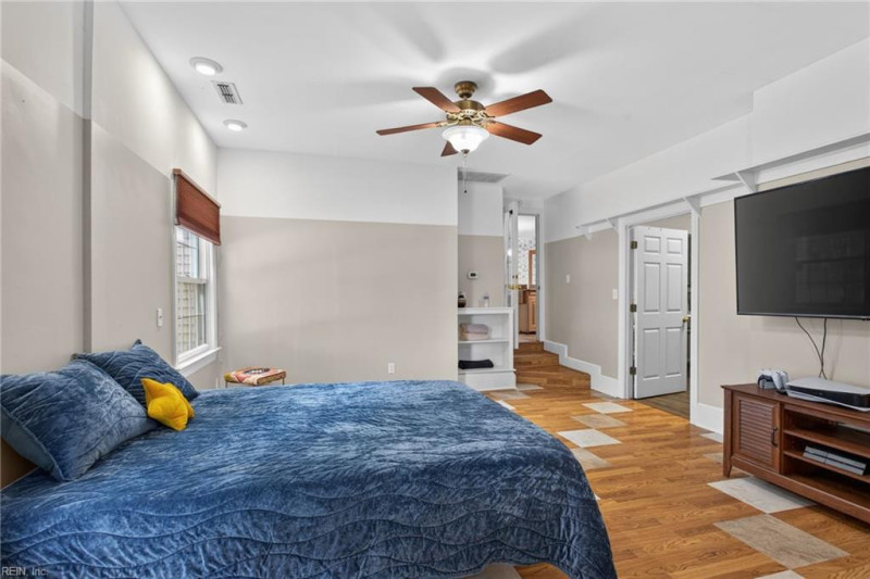 Photo 34 of 47 residential for sale in Virginia Beach virginia