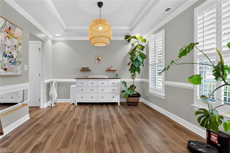 Photo 12 of 49 residential for sale in Virginia Beach virginia