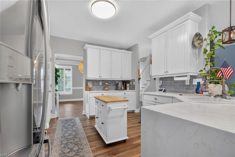 Photo 15 of 49 residential for sale in Virginia Beach virginia