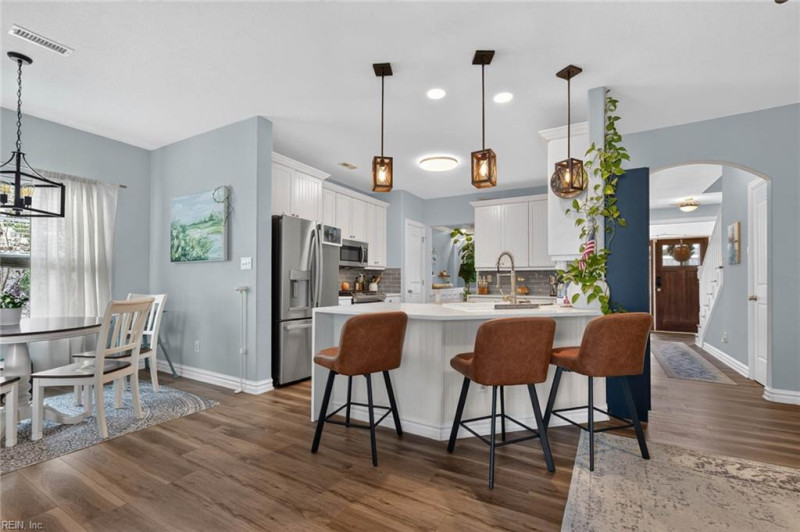 Photo 18 of 49 residential for sale in Virginia Beach virginia