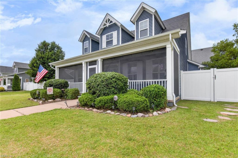 Photo 4 of 49 residential for sale in Virginia Beach virginia