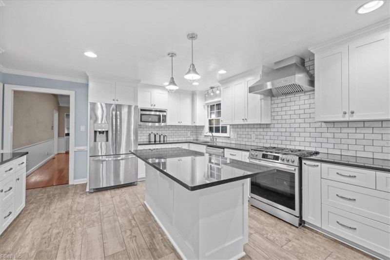 Photo 12 of 50 residential for sale in Virginia Beach virginia