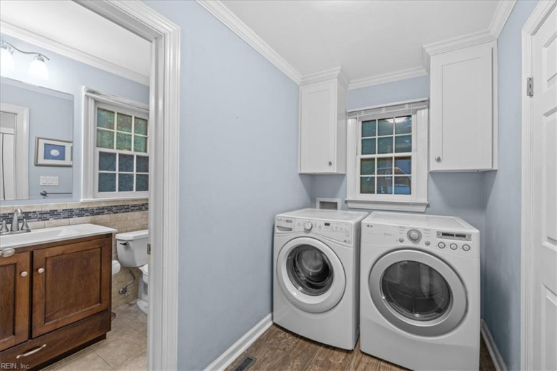 Photo 16 of 50 residential for sale in Virginia Beach virginia