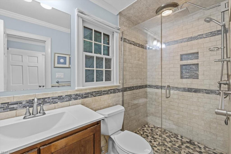 Photo 17 of 50 residential for sale in Virginia Beach virginia