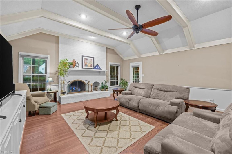Photo 23 of 50 residential for sale in Virginia Beach virginia