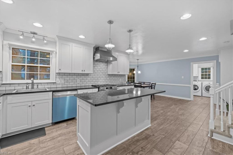 Photo 9 of 50 residential for sale in Virginia Beach virginia