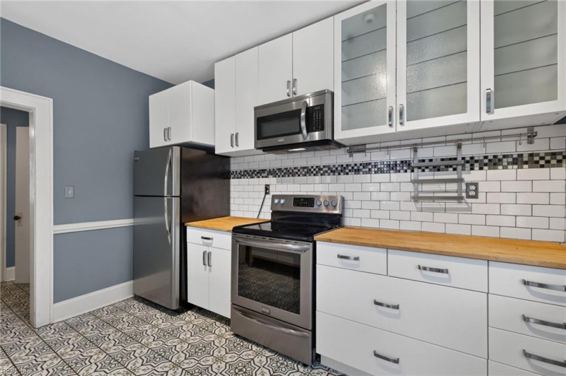 Photo 13 of 45 residential for sale in Norfolk virginia