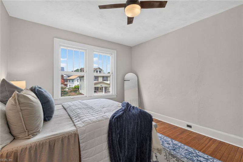 Photo 27 of 45 residential for sale in Norfolk virginia