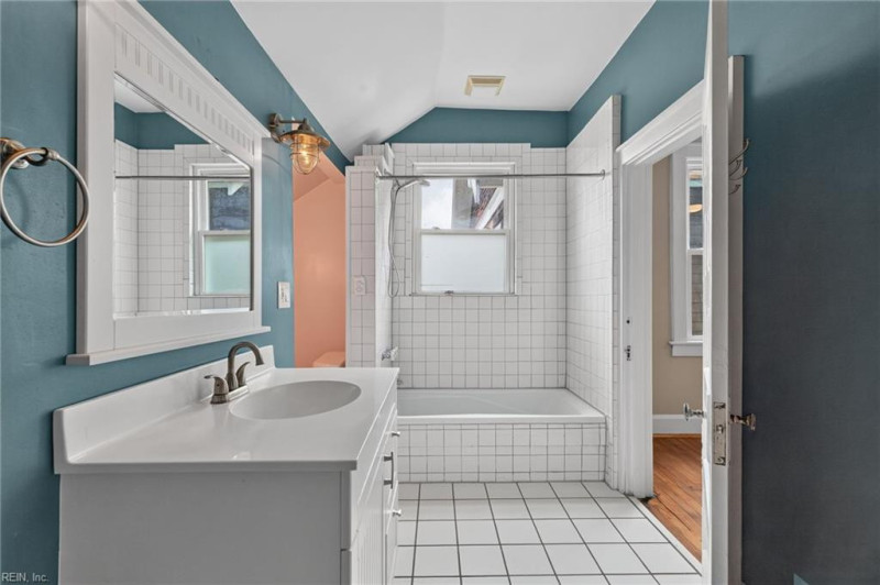 Photo 31 of 45 residential for sale in Norfolk virginia