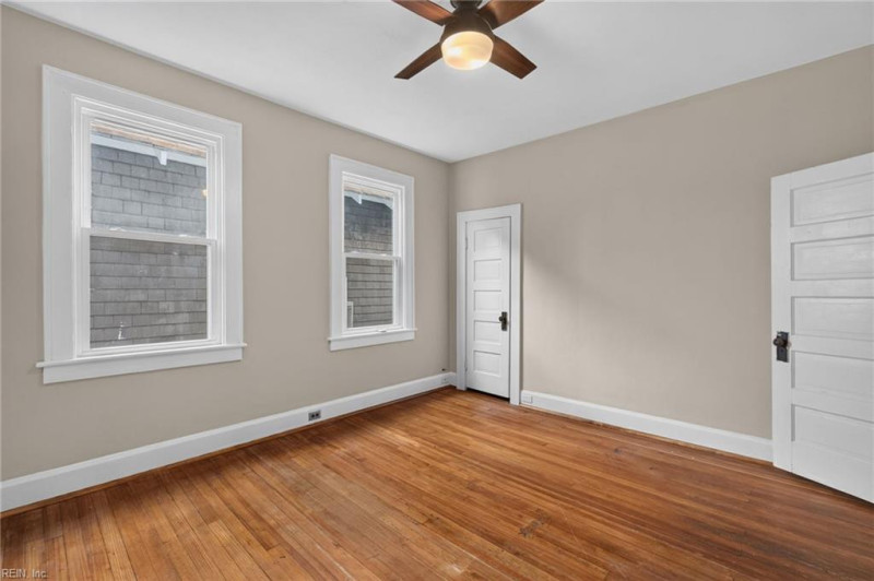 Photo 33 of 45 residential for sale in Norfolk virginia
