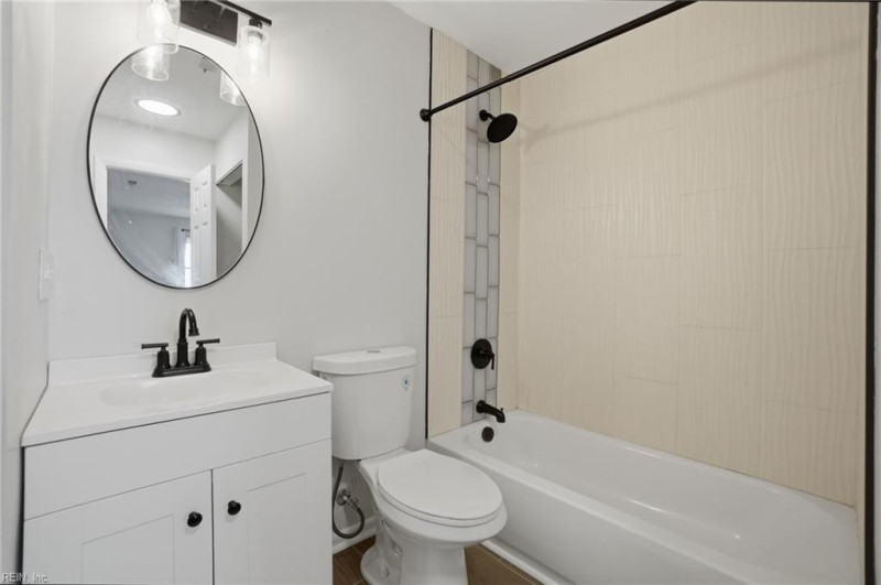 Photo 16 of 44 residential for sale in Virginia Beach virginia