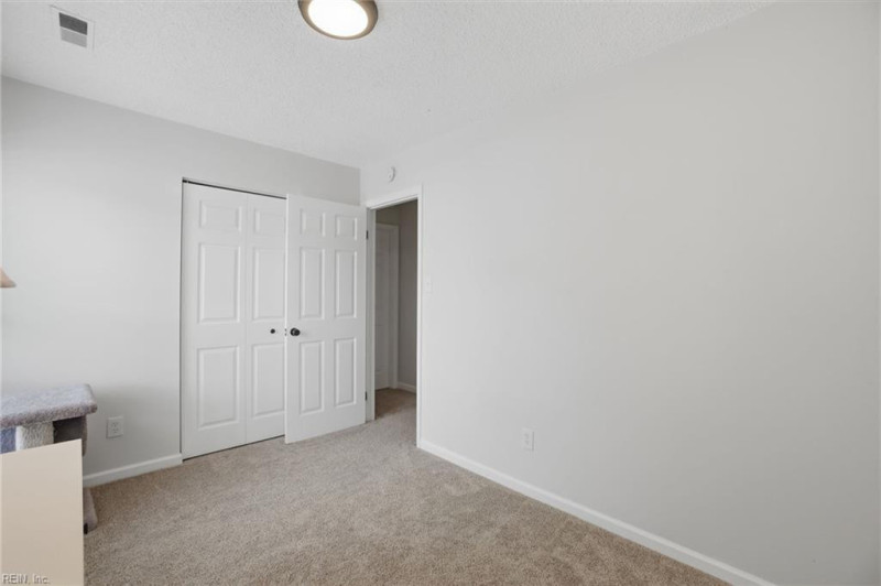 Photo 21 of 44 residential for sale in Virginia Beach virginia