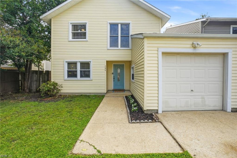 Photo 3 of 44 residential for sale in Virginia Beach virginia